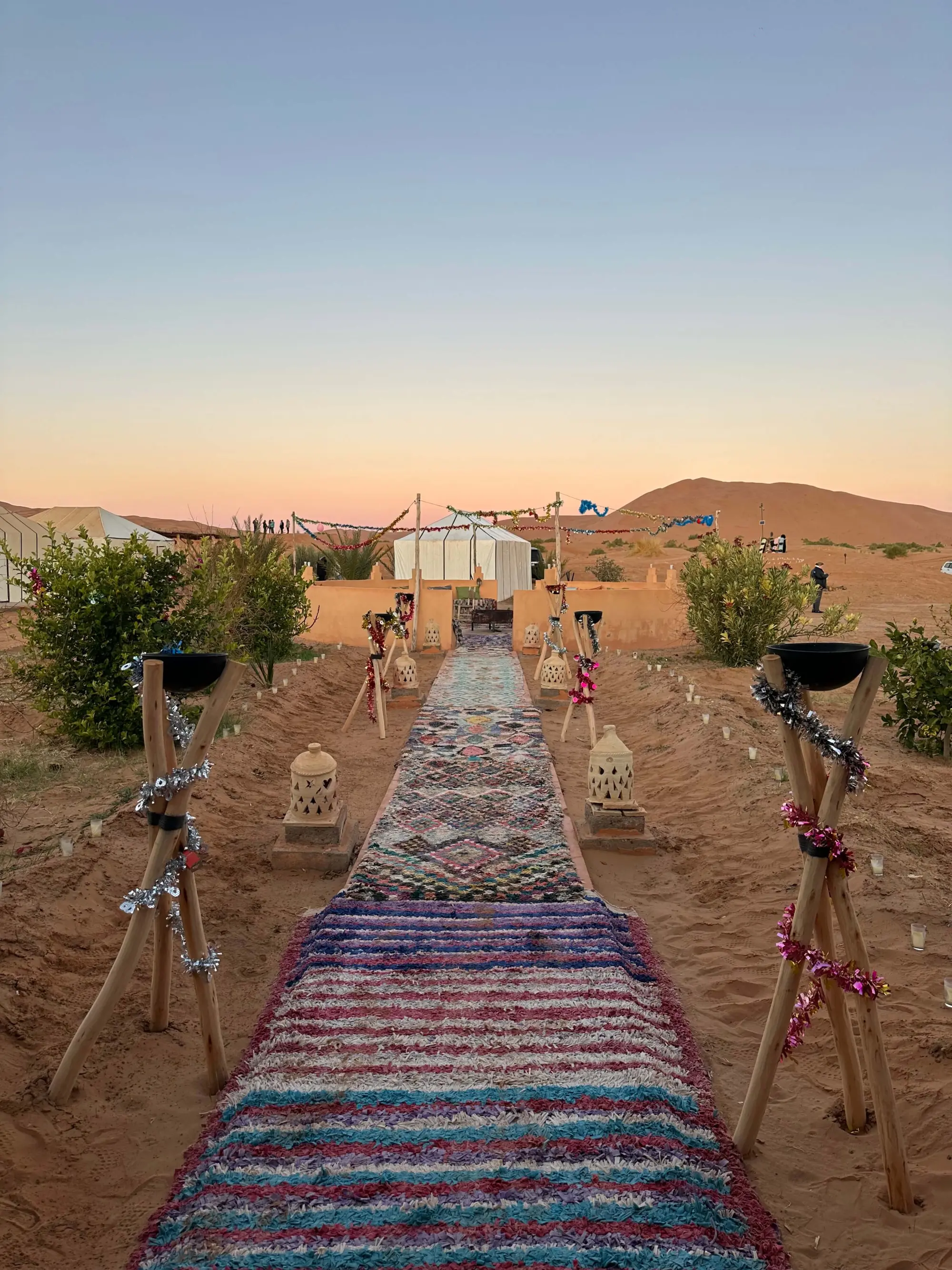 5-Day Private Morocco Tour: Marrakech to Fes Luxury Sahara Expedition